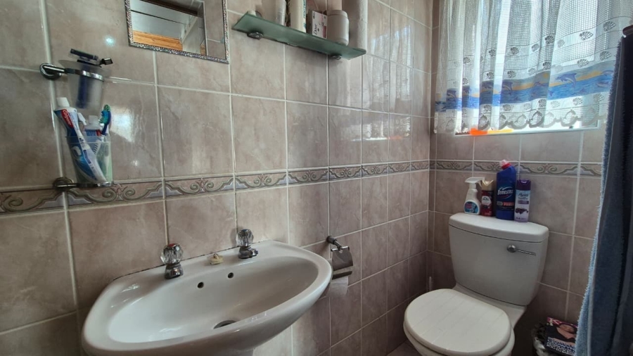 3 Bedroom Property for Sale in Langebaan North Western Cape